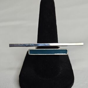 Set of 2 Silver Tone Bar Rings